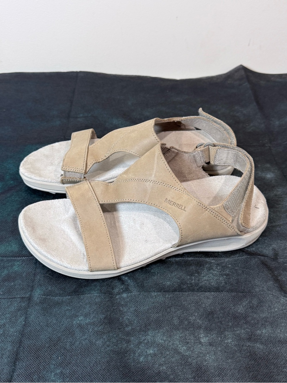 🔥Merrell Women's Tan Comfort Strap Sandals Size 9 EC🔥